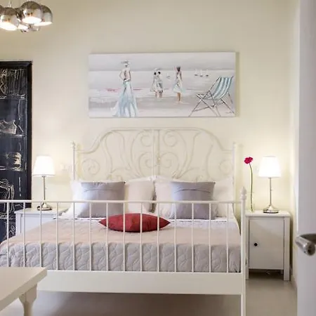 La Casina Vaticana By Remember *